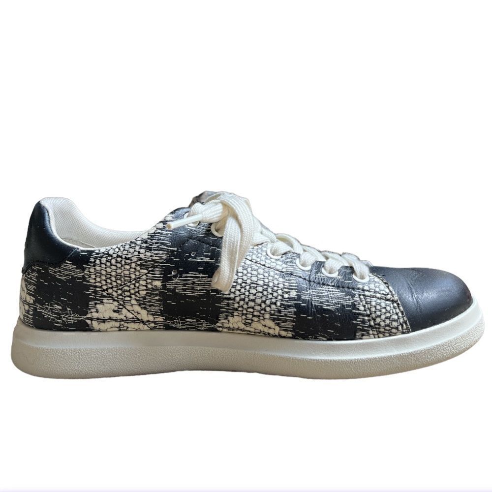 Tory Burch Lace Sneakers - Picture 4 of 12